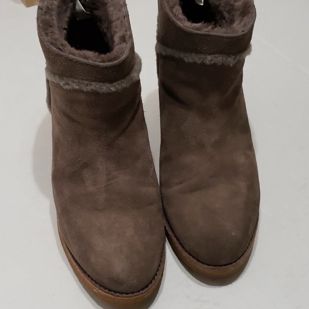 Ugg Kasen Booties - image 3